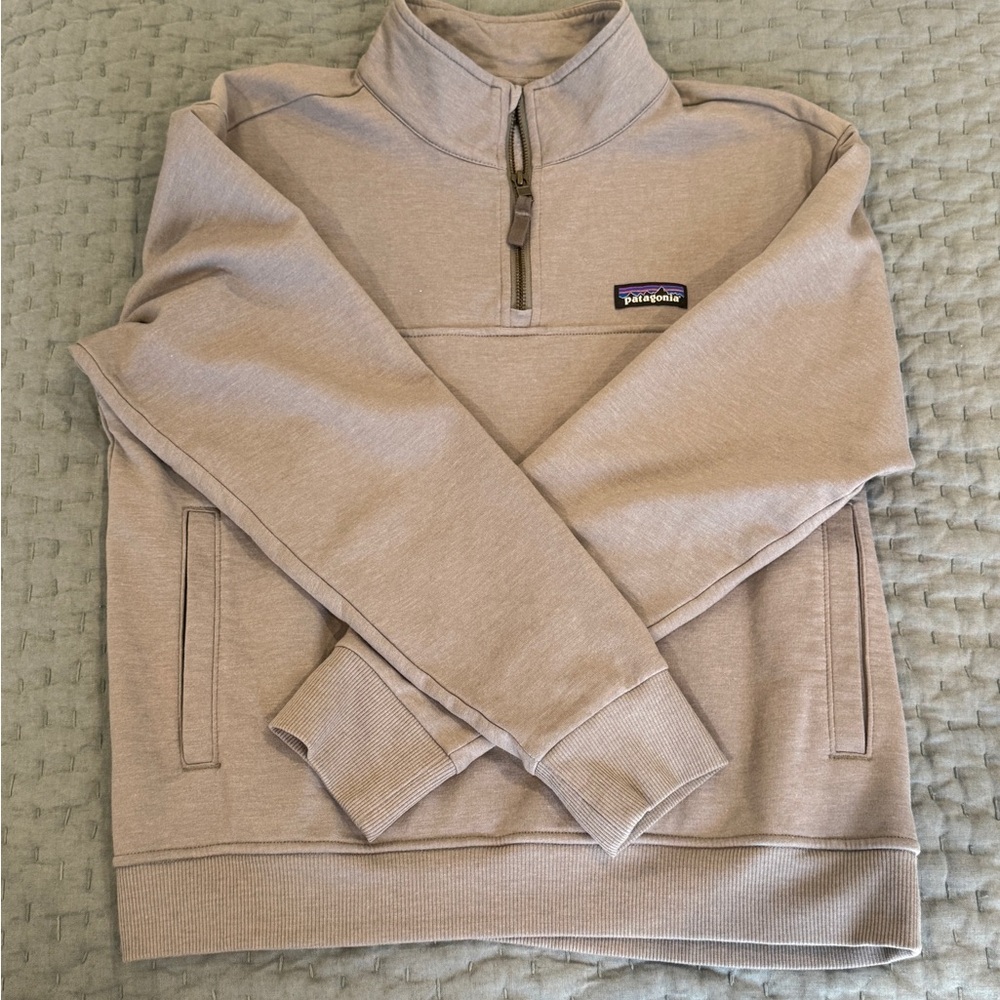 Patagonia Men's Beige Zip-Up Sweater